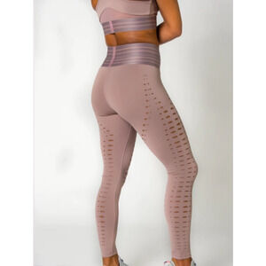 Beloforte Lennox Legging Small Dusty Rose Activewear Cutout Sexy Laser Cut NEW